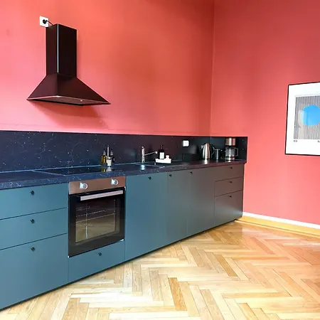 Lykke 170qm 3 Schlafzimmer 2 Parkplaetze Apartment *