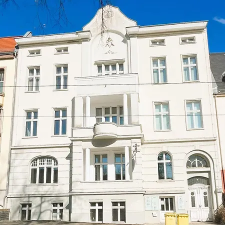 Apartment Charmante Altbauwohnung, 2 Kostenfreie Parkplaetze Frankfurt (Oder)