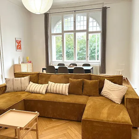 Apartament Charmante Altbauwohnung, 2 Kostenfreie Parkplaetze