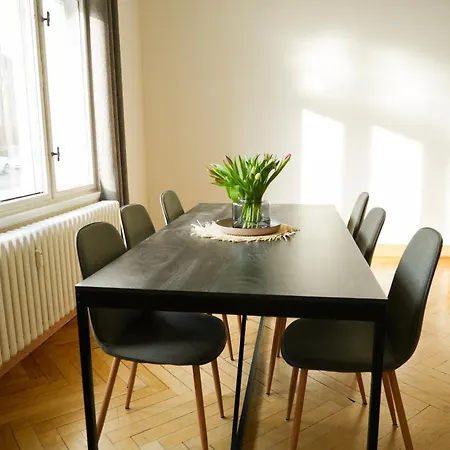 Charmante Altbauwohnung, 2 Kostenfreie Parkplaetze Frankfurt nad Odrą