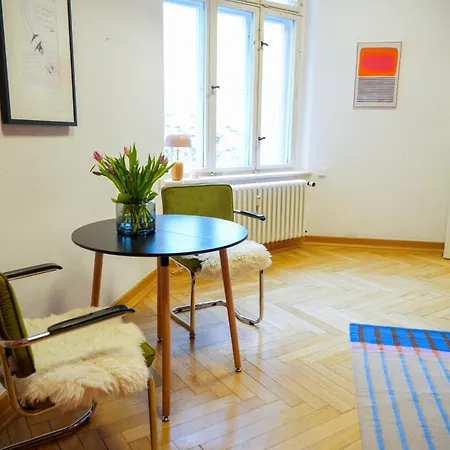 Charmante Altbauwohnung, 2 Kostenfreie Parkplaetze Apartment Frankfurt (Oder)