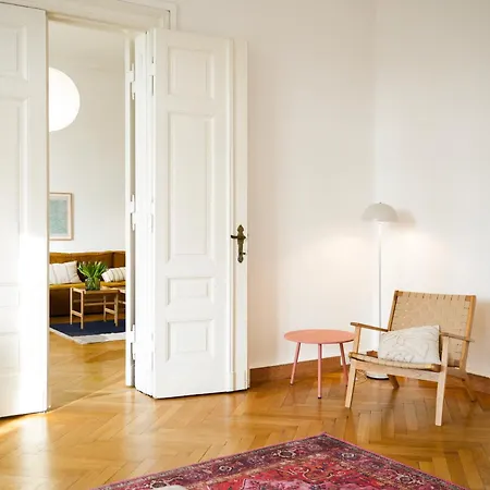 Charmante Altbauwohnung, 2 Kostenfreie Parkplaetze Frankfurt nad Odrą