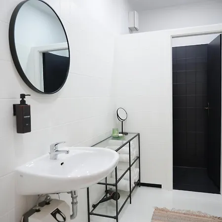 Charmante Altbauwohnung, 2 Kostenfreie Parkplaetze Apartment Frankfurt (Oder)