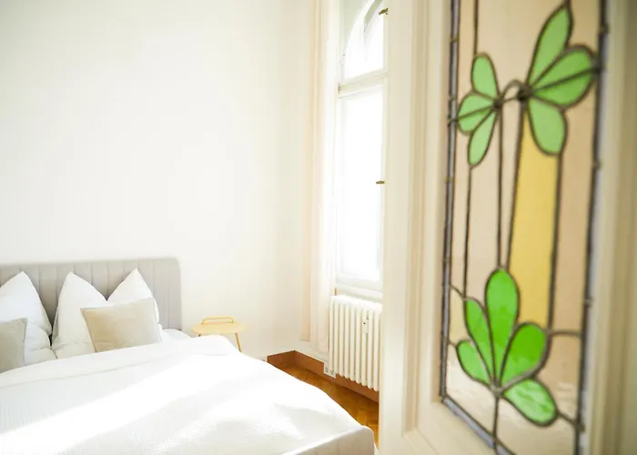 Lejlighed Charmante Altbauwohnung, 2 Kostenfreie Parkplaetze